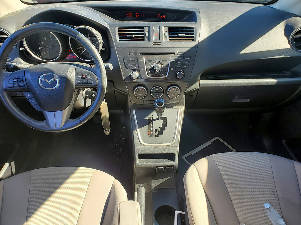 Used 2013 MAZDA MAZDA5 Touring FWD image 8