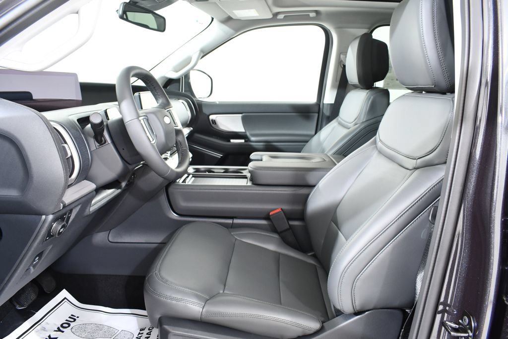 New 2027 Ford Expedition Active AWD/4WD image 6