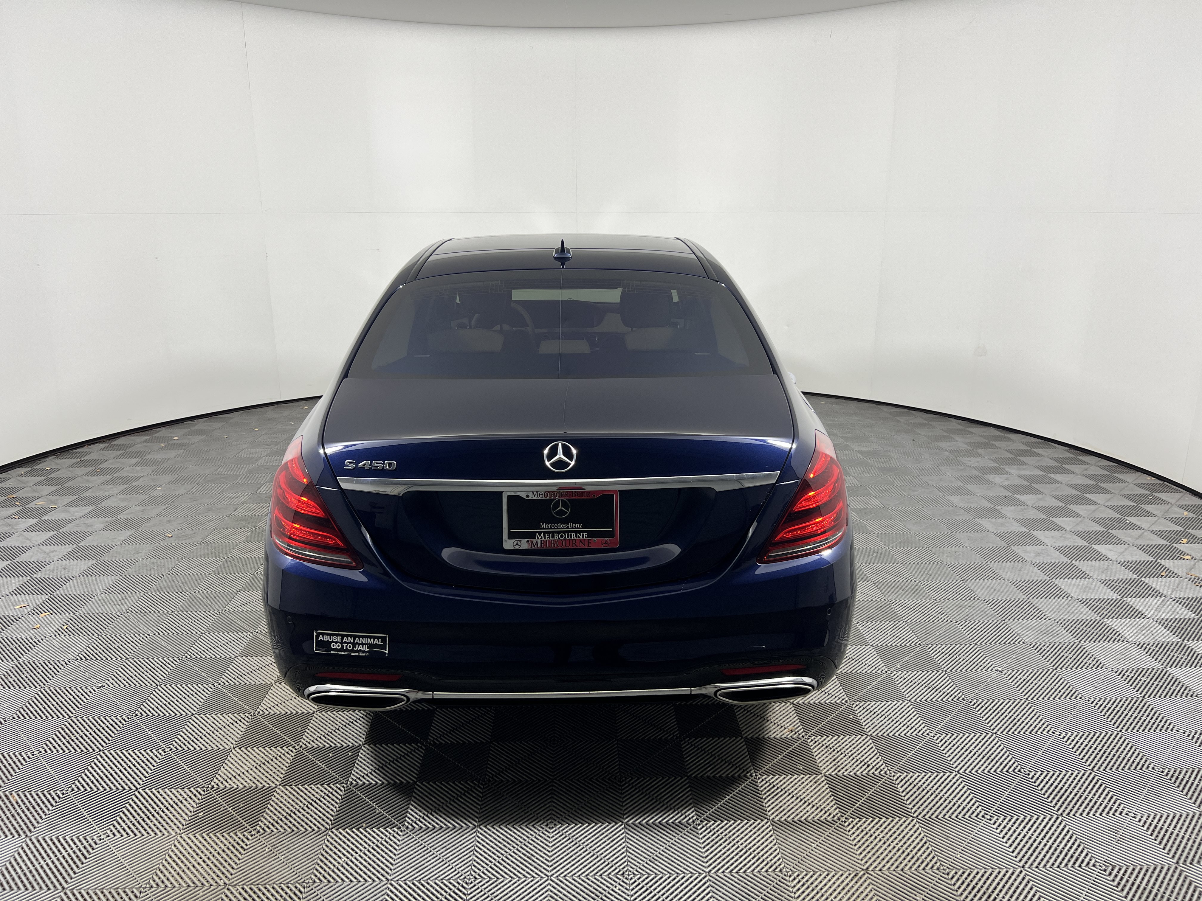Used 2019 Mercedes-Benz S 450 Sedan image 4