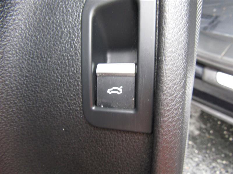 Used 2018 Audi Q7 3.0T Premium Plus image 12