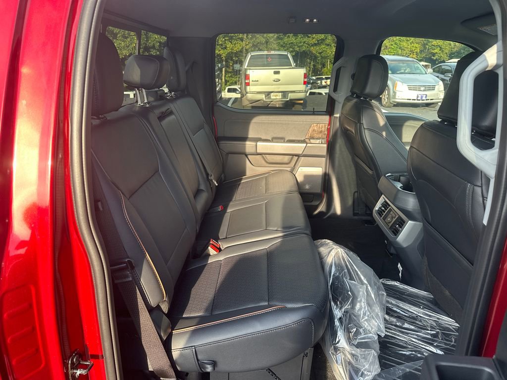 New 2026 Ford F250 Lariat w/ Lariat Premium Package image 14