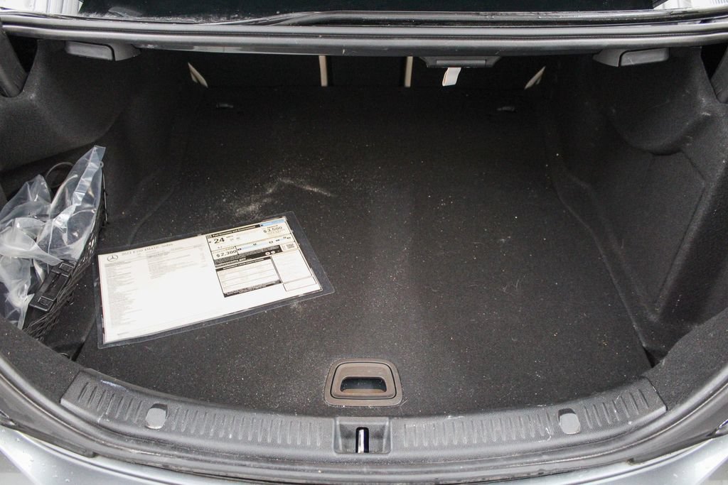 Used 2023 Mercedes-Benz E 350 4MATIC Sedan image 30