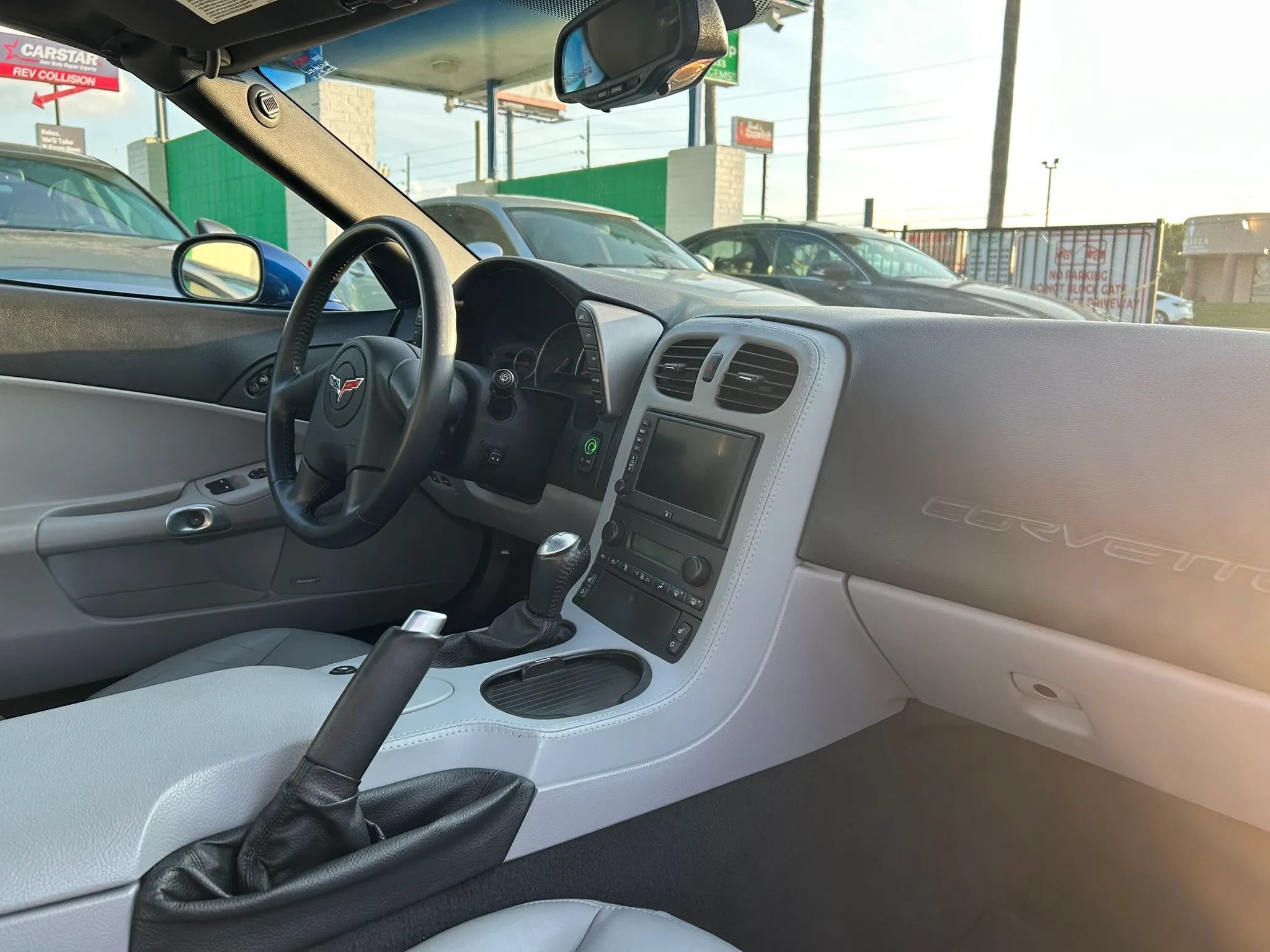 Used 2005 Chevrolet Corvette Coupe w/ Preferred Equipment Group RWD image 15