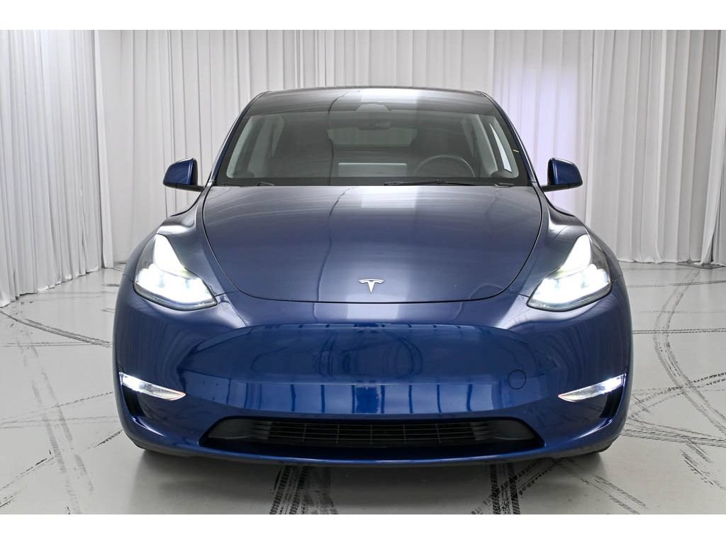 Used 2023 Tesla Model Y Performance AWD/4WD image 3