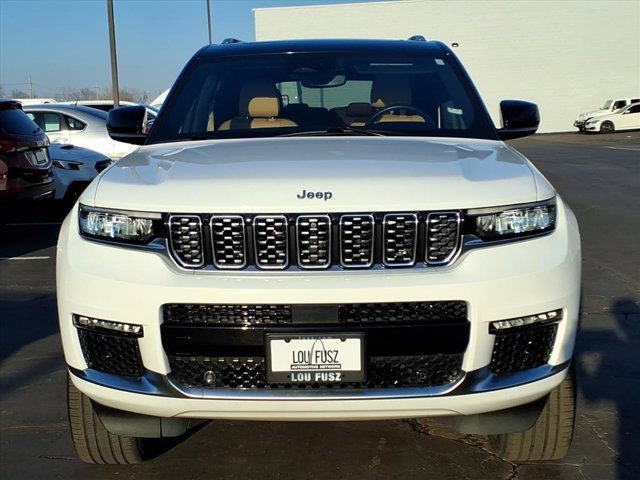 Used 2023 Jeep Grand Cherokee L Summit w/ Luxury Tech Group V image 35