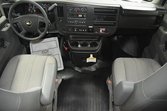 New 2025 Chevrolet Express 4500 w/ Power Convenience Package RWD image 17