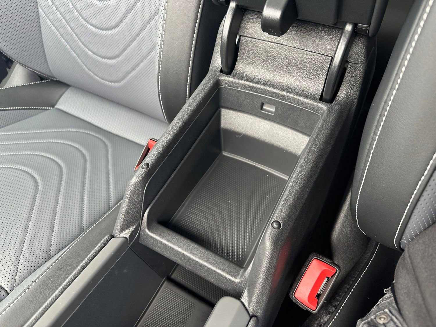New 2026 Volkswagen Tiguan SE AWD/4WD image 54