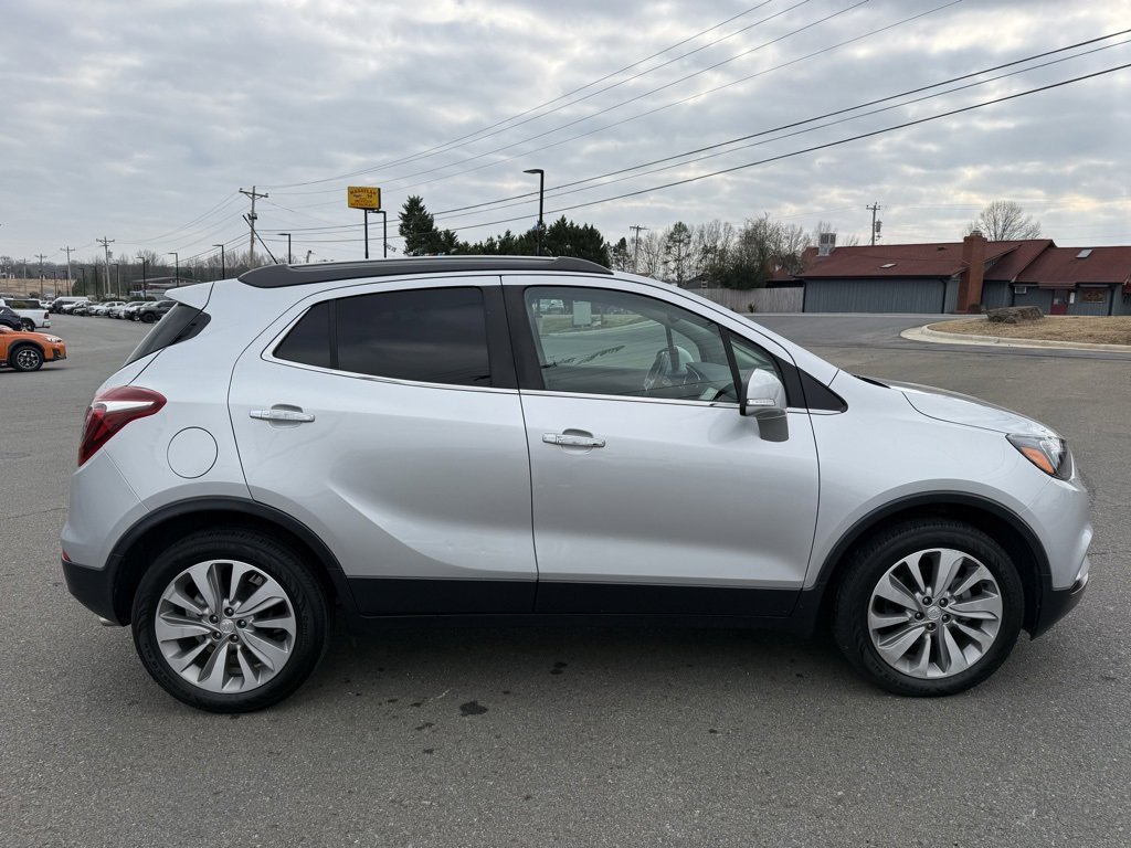 Used 2019 Buick Encore Preferred image 2
