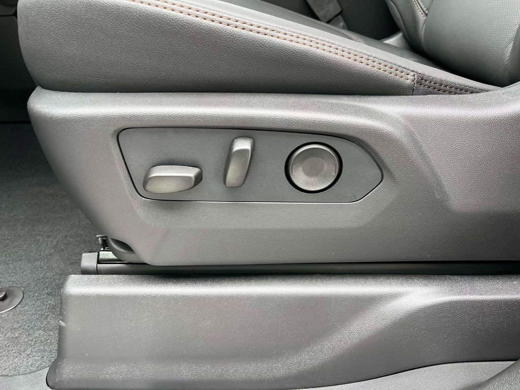 New 2026 GMC Sierra 2500 AT4 image 23