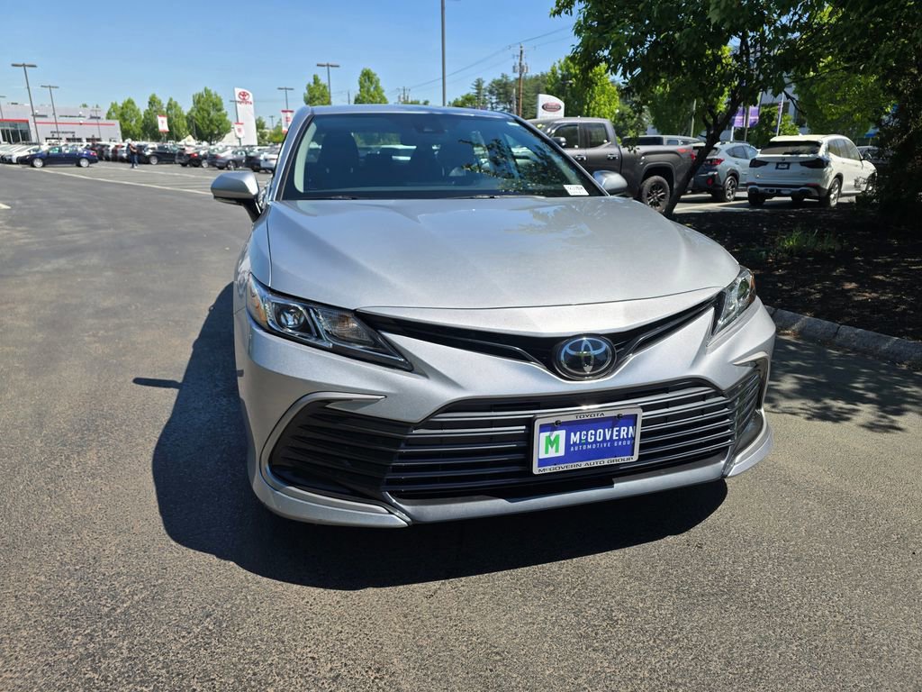 Used 2023 Toyota Camry LE w/ Cold Weather Package FWD image 9