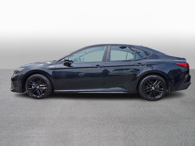 Used 2025 Toyota Camry SE FWD image 7