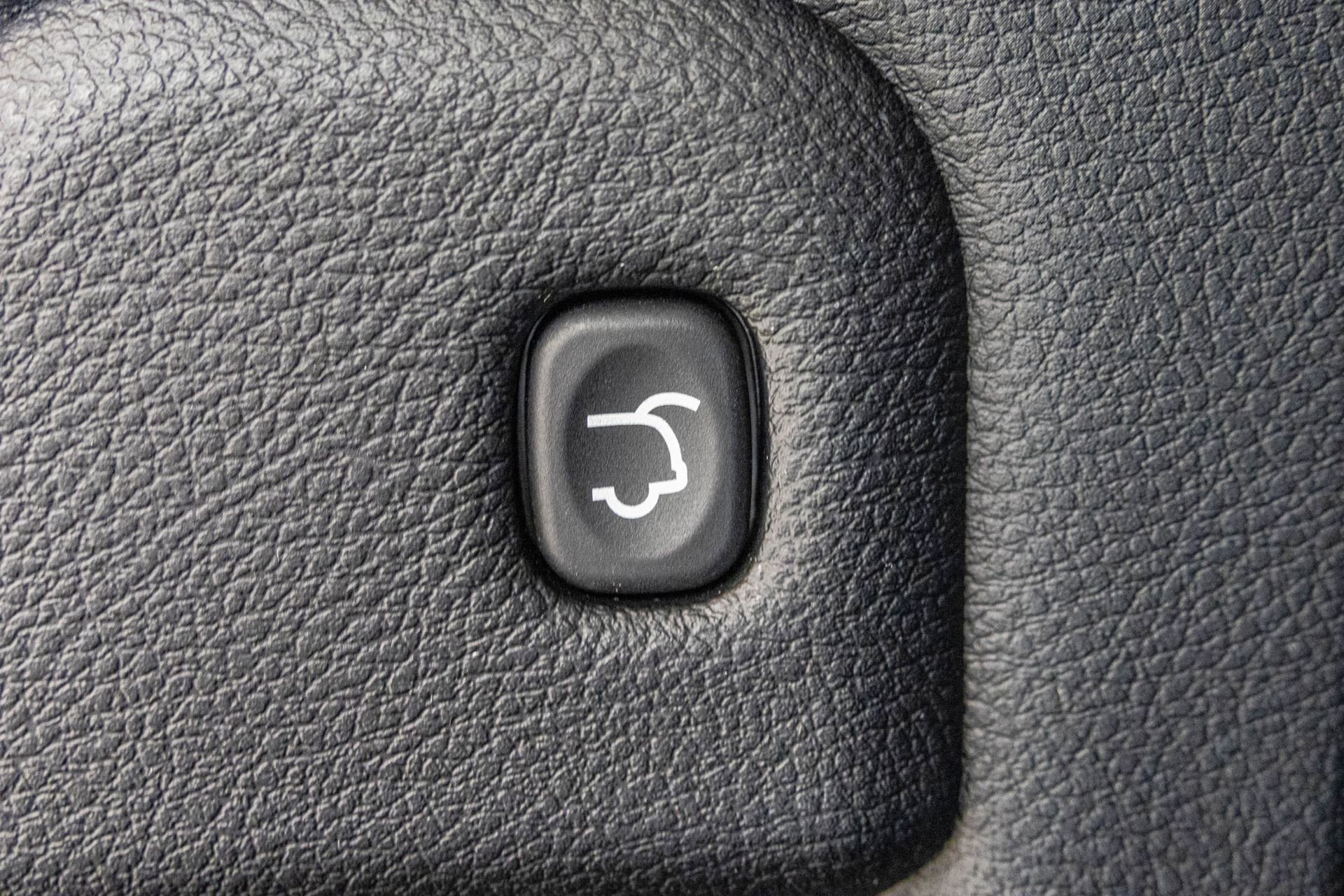 Used 2023 Dodge Durango SRT AWD/4WD image 45