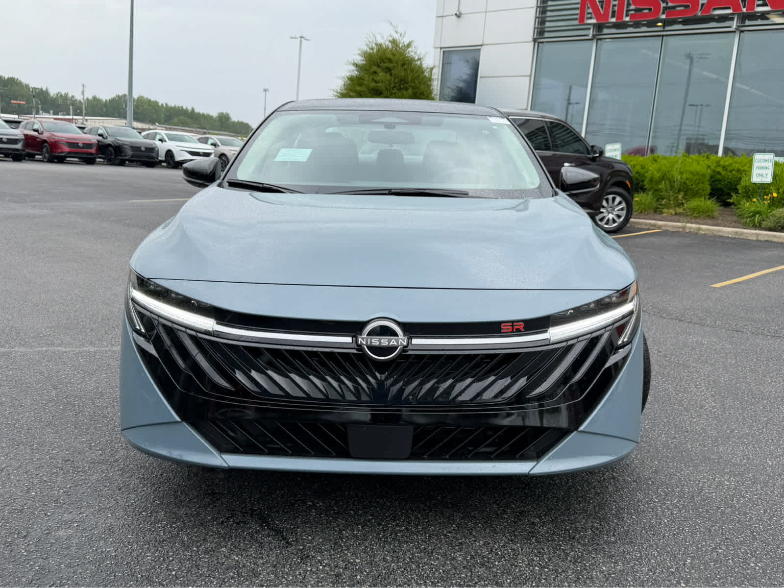 New 2026 Nissan Sentra SR FWD image 2