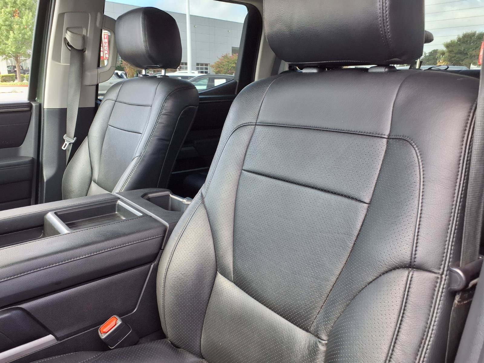 Used 2022 Toyota Tundra SR5 RWD image 12