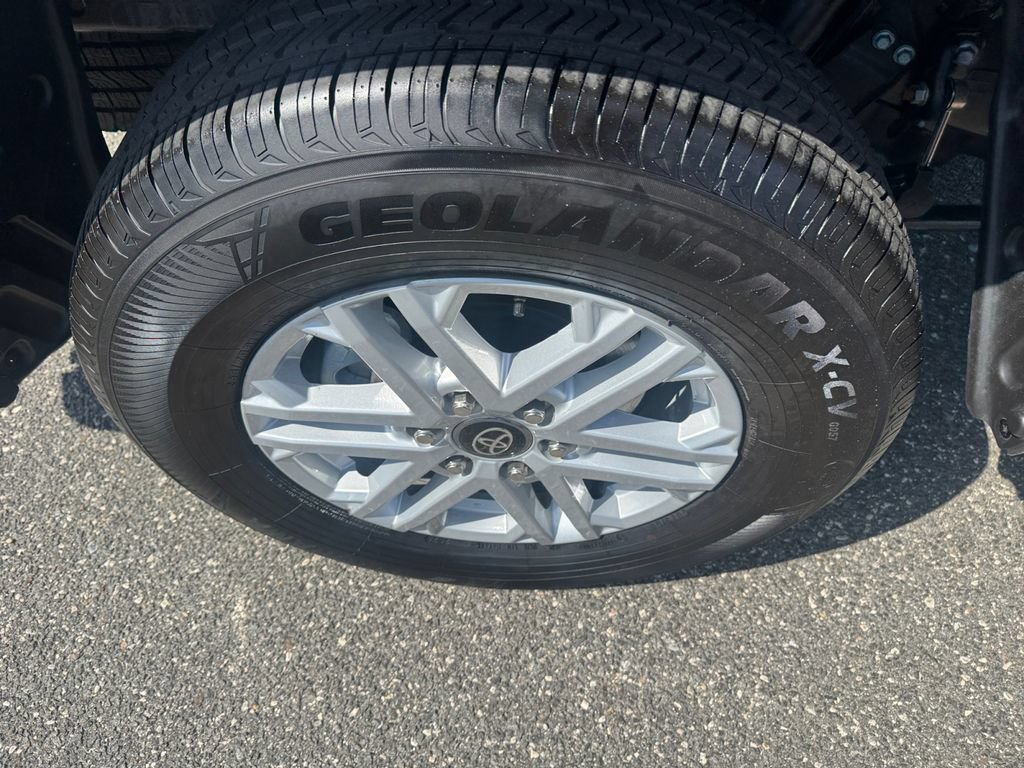 Used 2026 Toyota Tundra SR5 AWD/4WD image 24