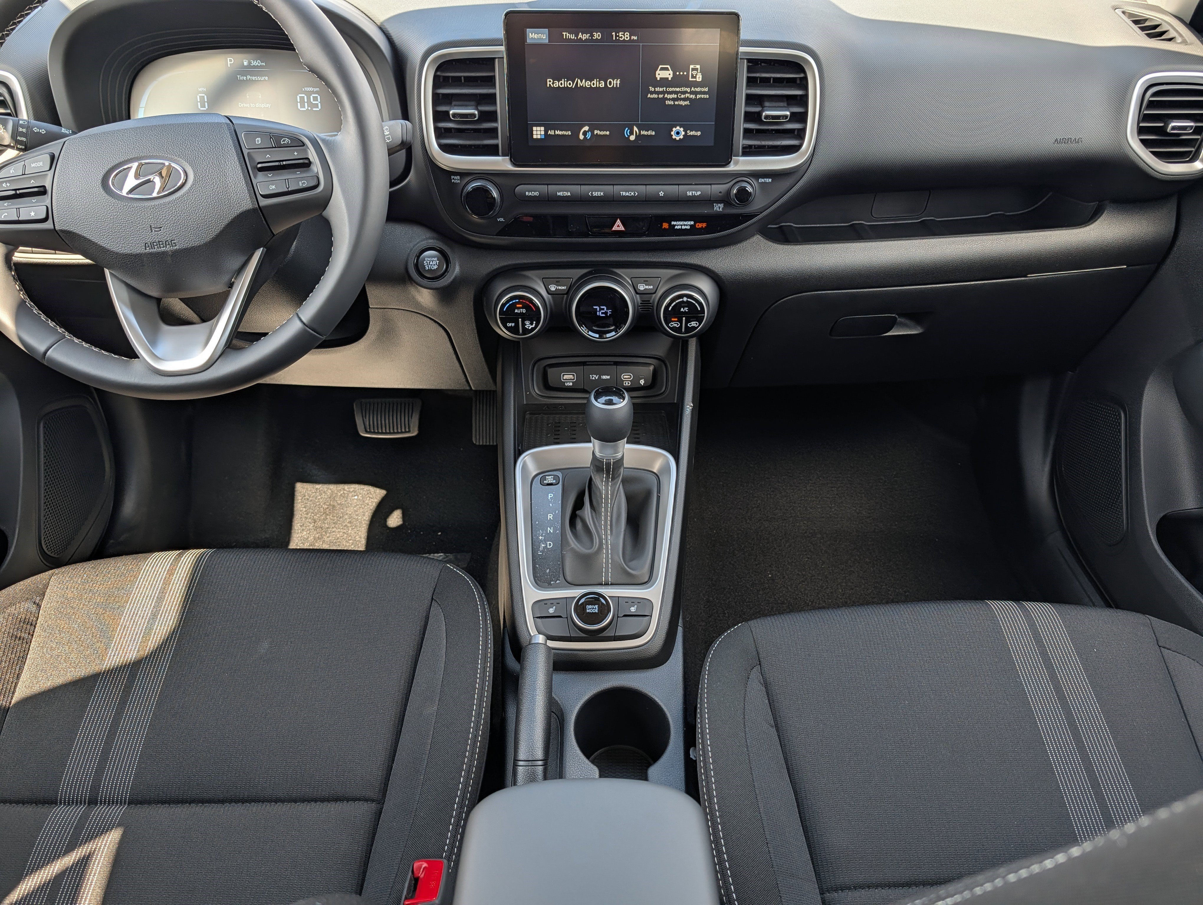 New 2026 Hyundai Venue SEL FWD image 9
