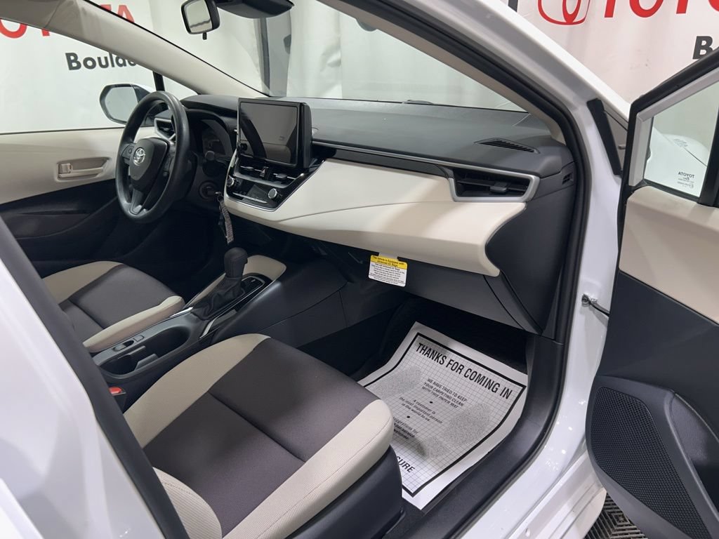 Used 2026 Toyota Corolla LE FWD image 10