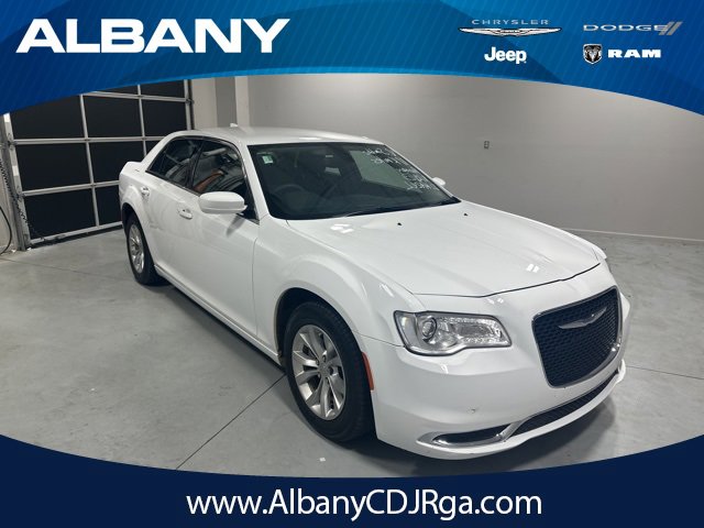 Used 2023 Chrysler 300 Touring