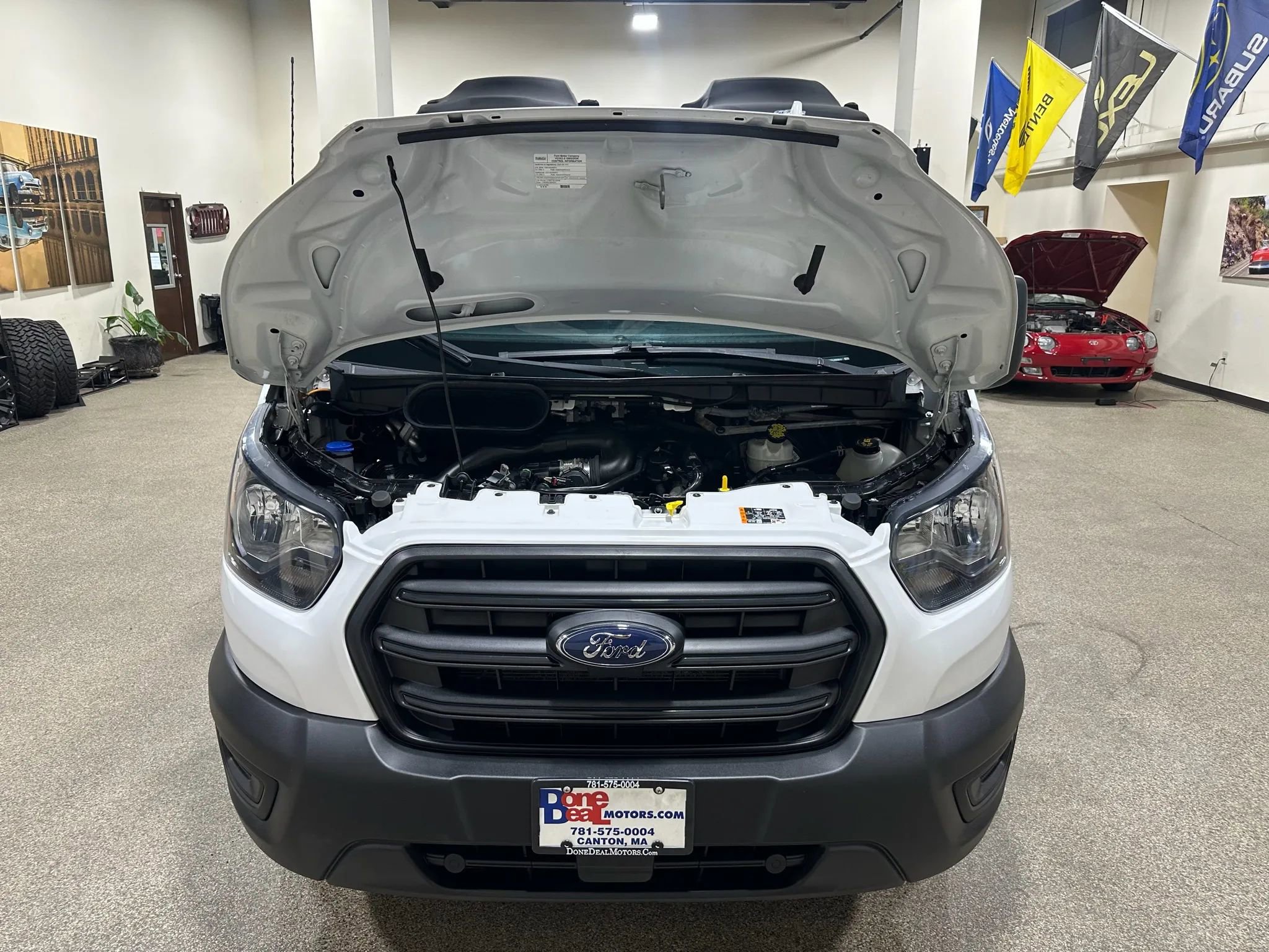 Used 2020 Ford Transit 150 XL RWD image 47