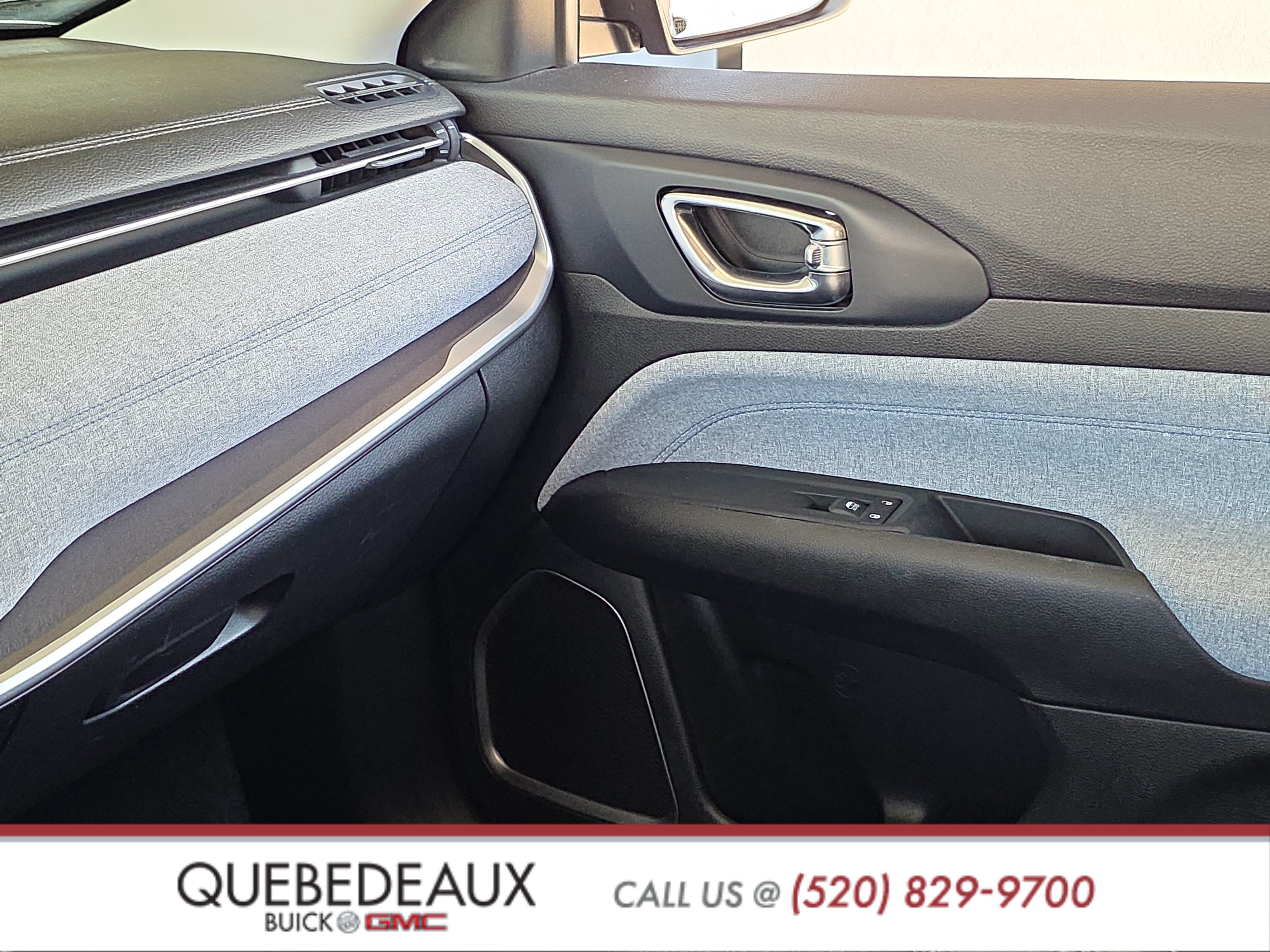 Used 2022 Jeep Compass Latitude FWD image 19