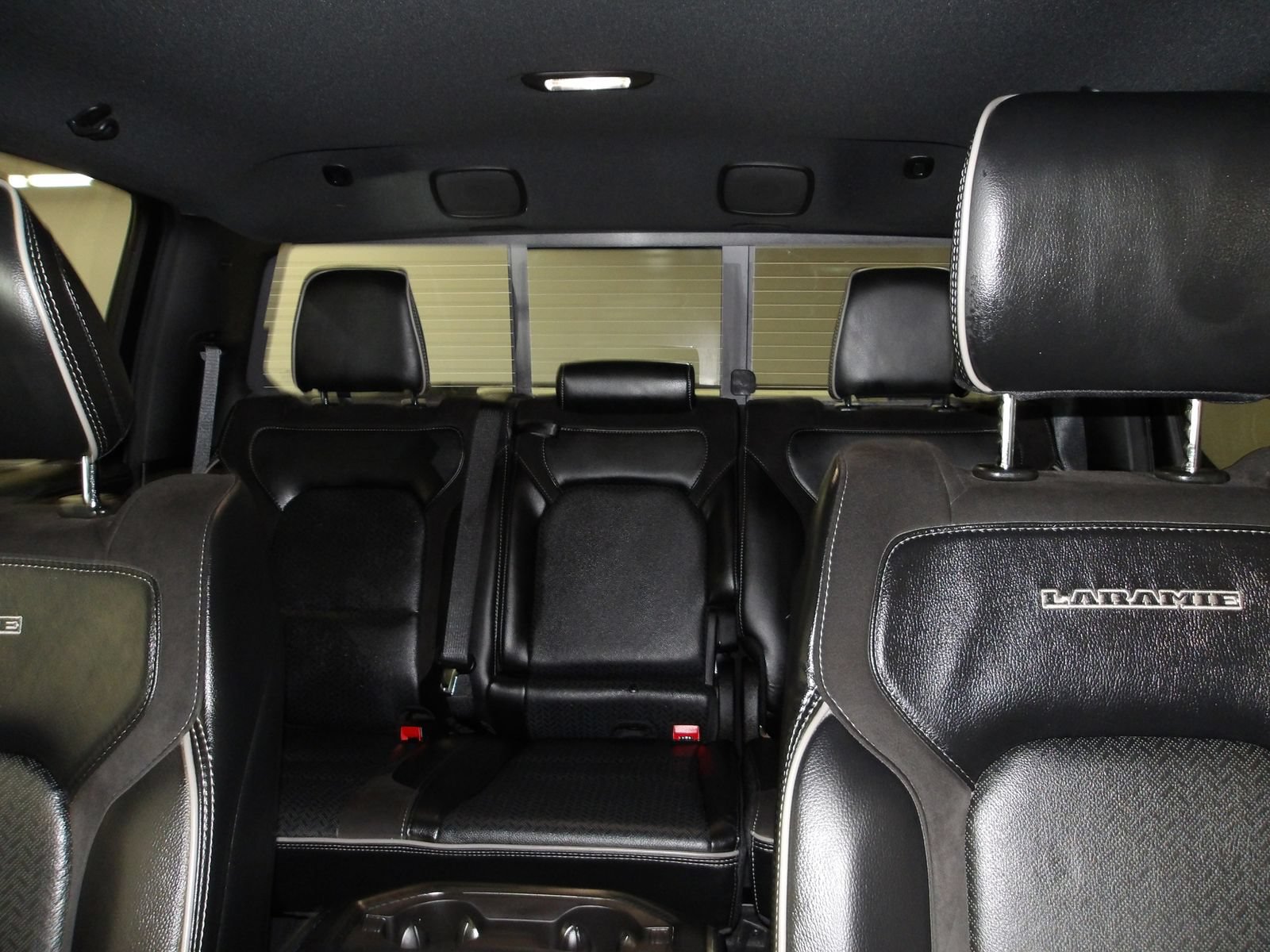 Used 2024 RAM 1500 Laramie AWD/4WD image 10