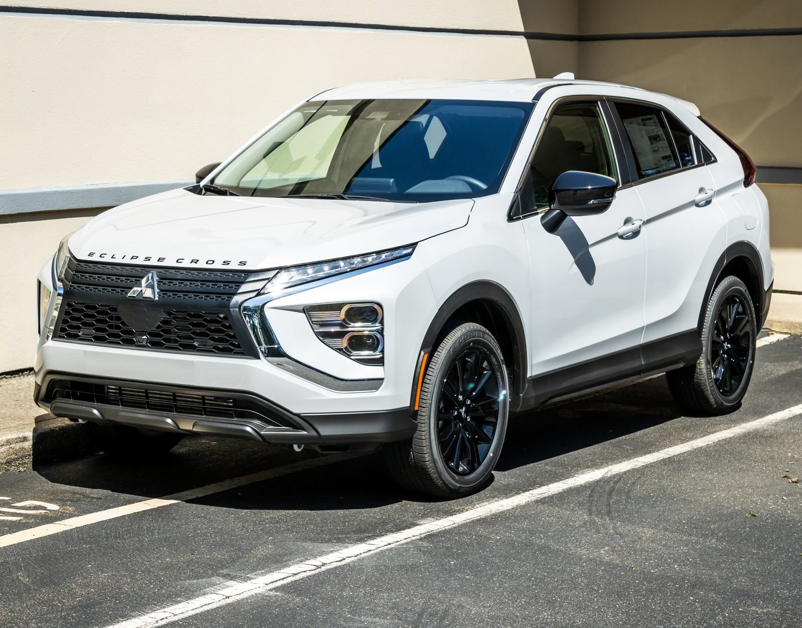 New 2026 Mitsubishi Eclipse Cross LE AWD/4WD image 1