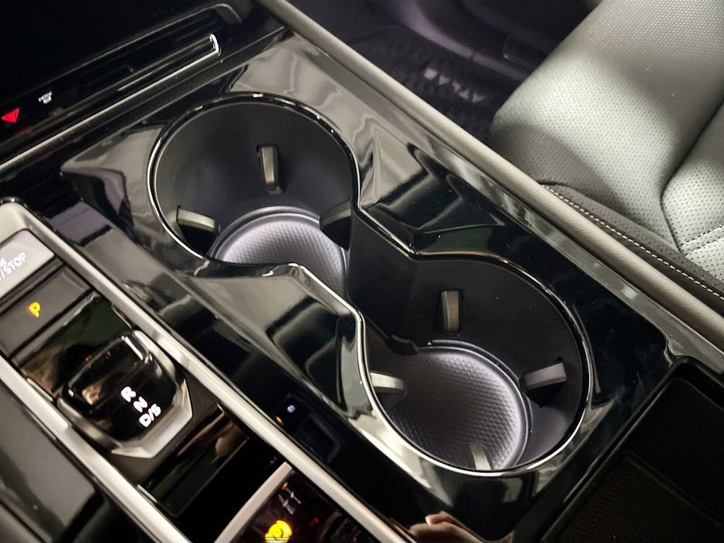 New 2026 Volkswagen Atlas Cross Sport SE image 15