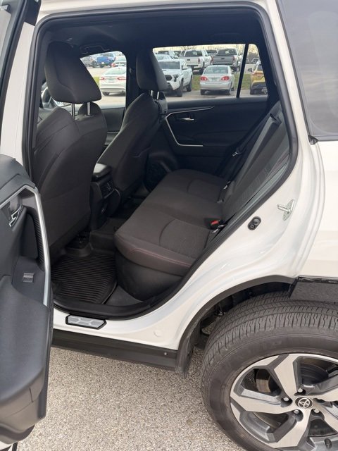 Certified 2025 Toyota RAV4 SE image 7