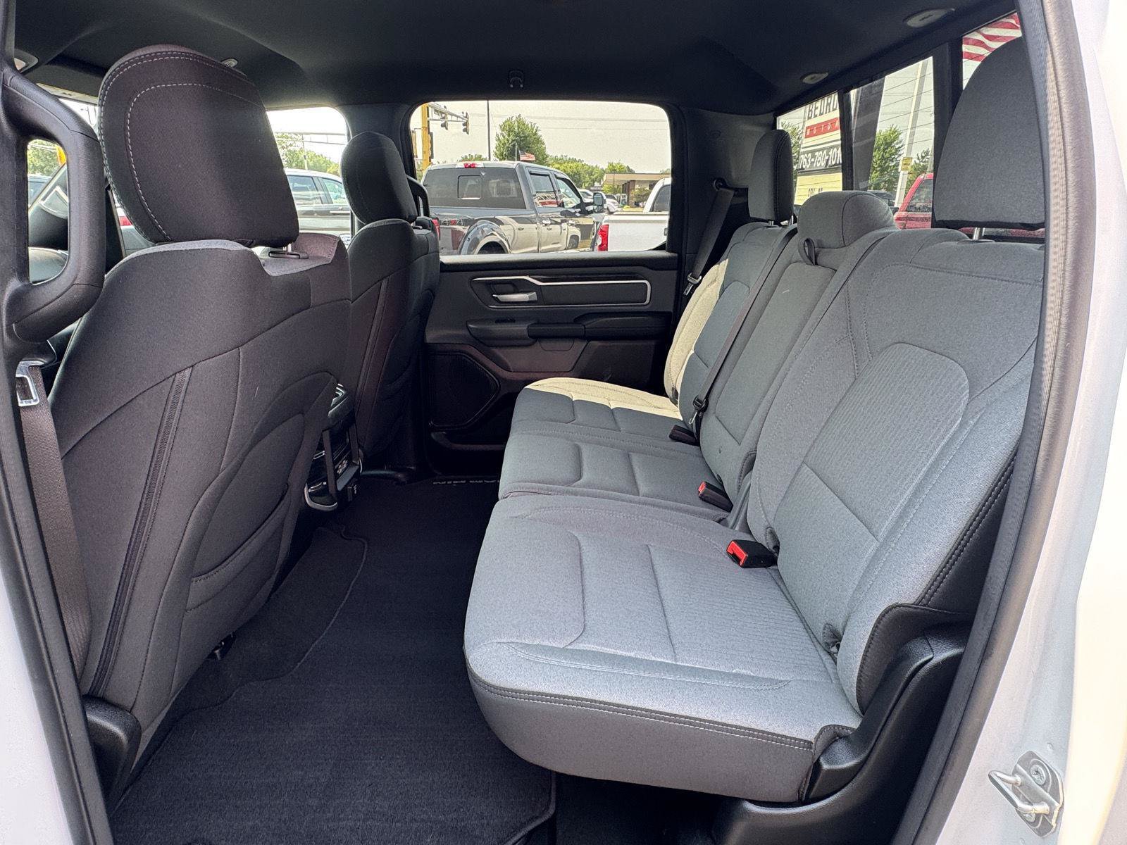 Used 2021 RAM 1500 Big Horn AWD/4WD image 29