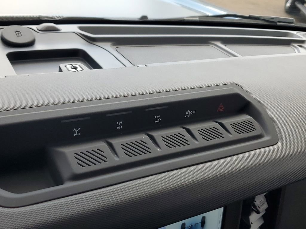 New 2025 Ford Bronco Big Bend w/ Black Diamond Package image 27