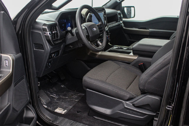 New 2026 Ford F150 STX w/ Equipment Group 201A FX4 AWD/4WD image 9