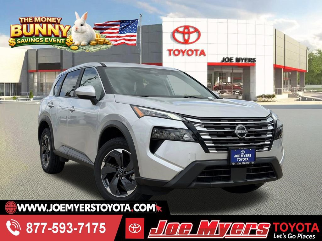Used 2025 Nissan Rogue SV AWD/4WD image 1