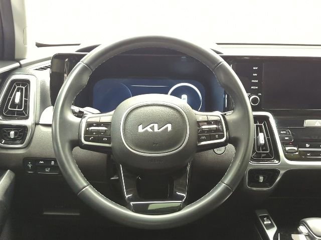 Used 2023 Kia Sorento SX FWD image 20