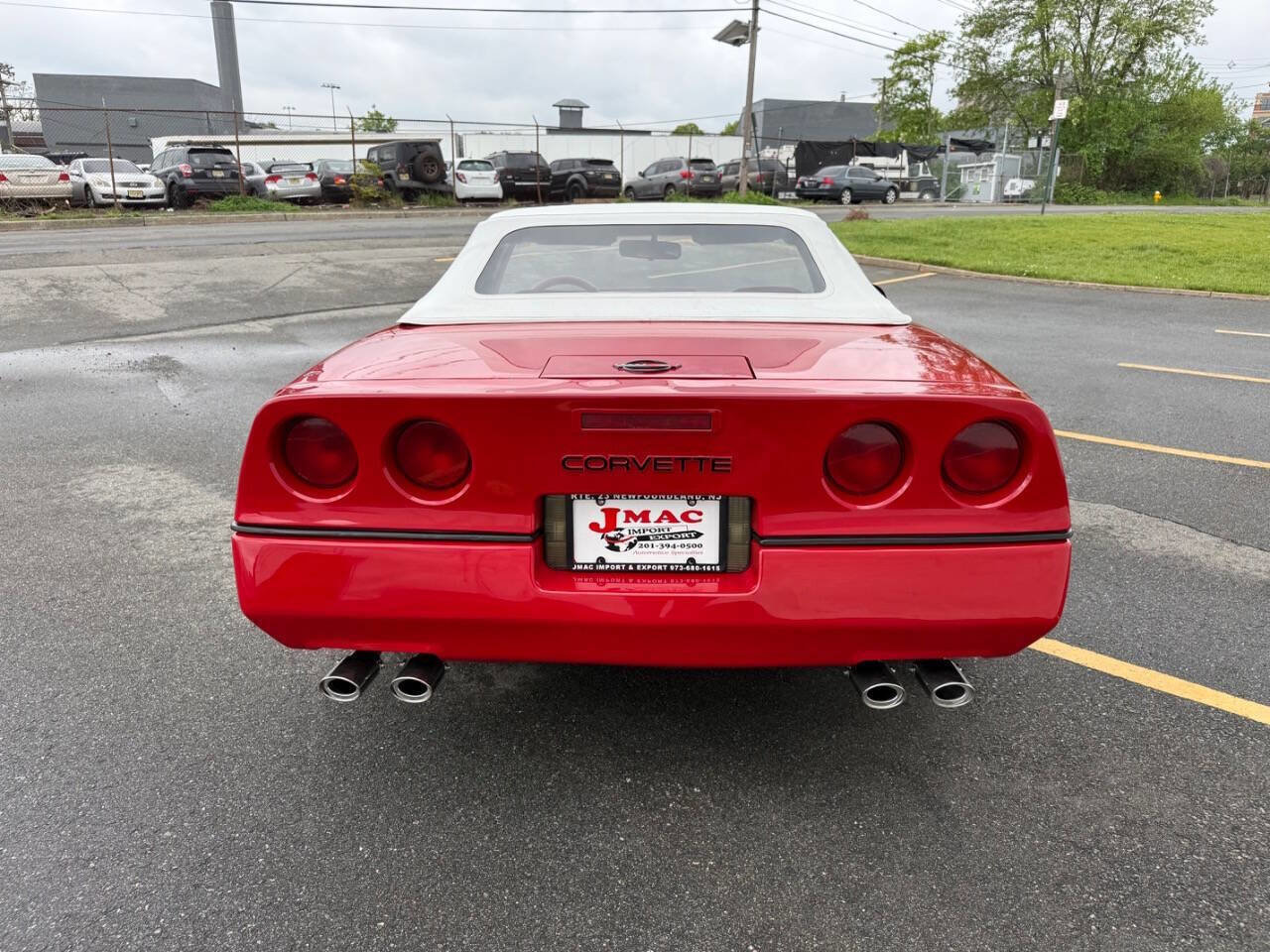 Used 1987 Chevrolet Corvette Convertible RWD image 4