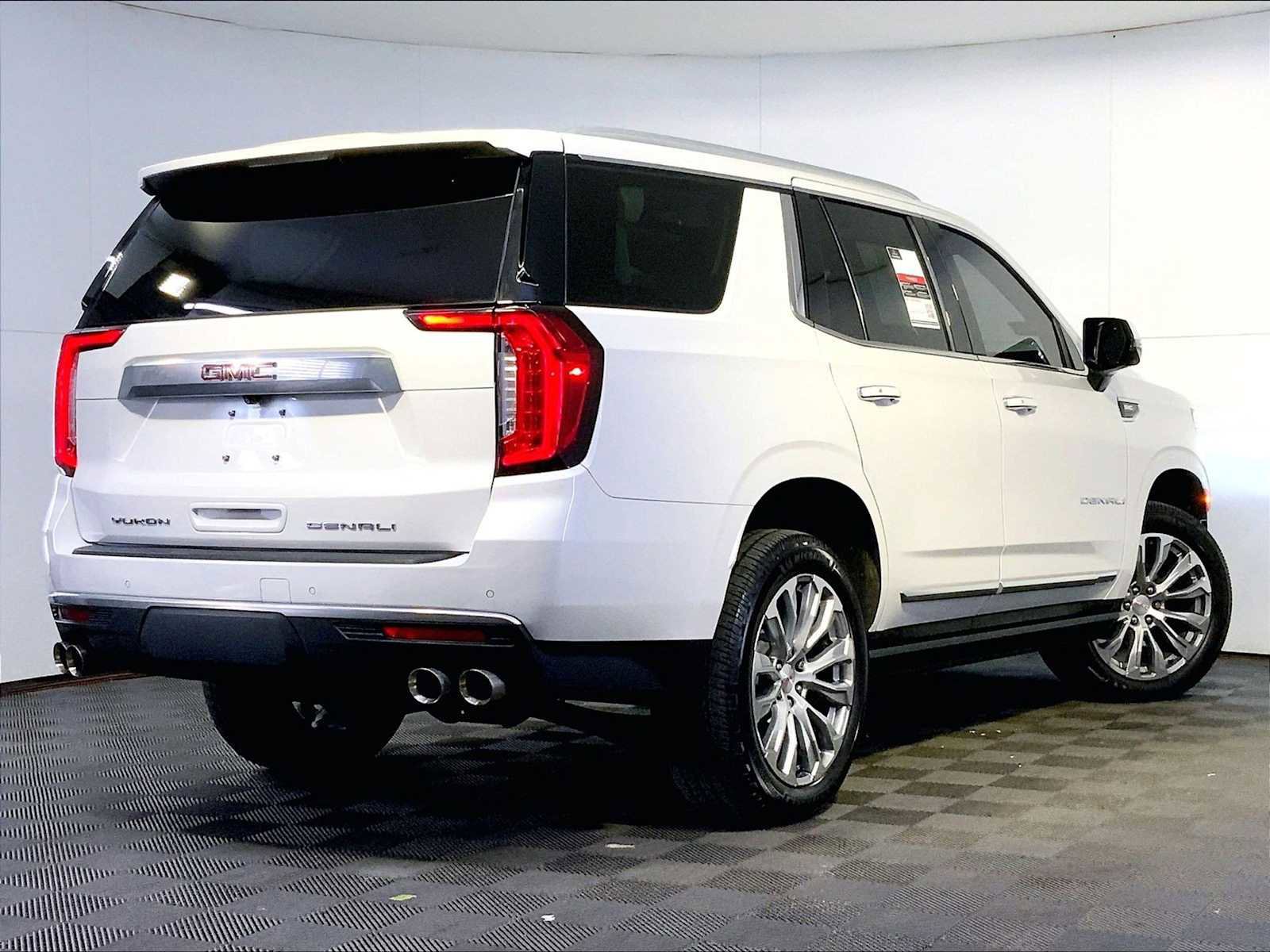 Used 2022 GMC Yukon Denali w/ Max Trailering Package image 7