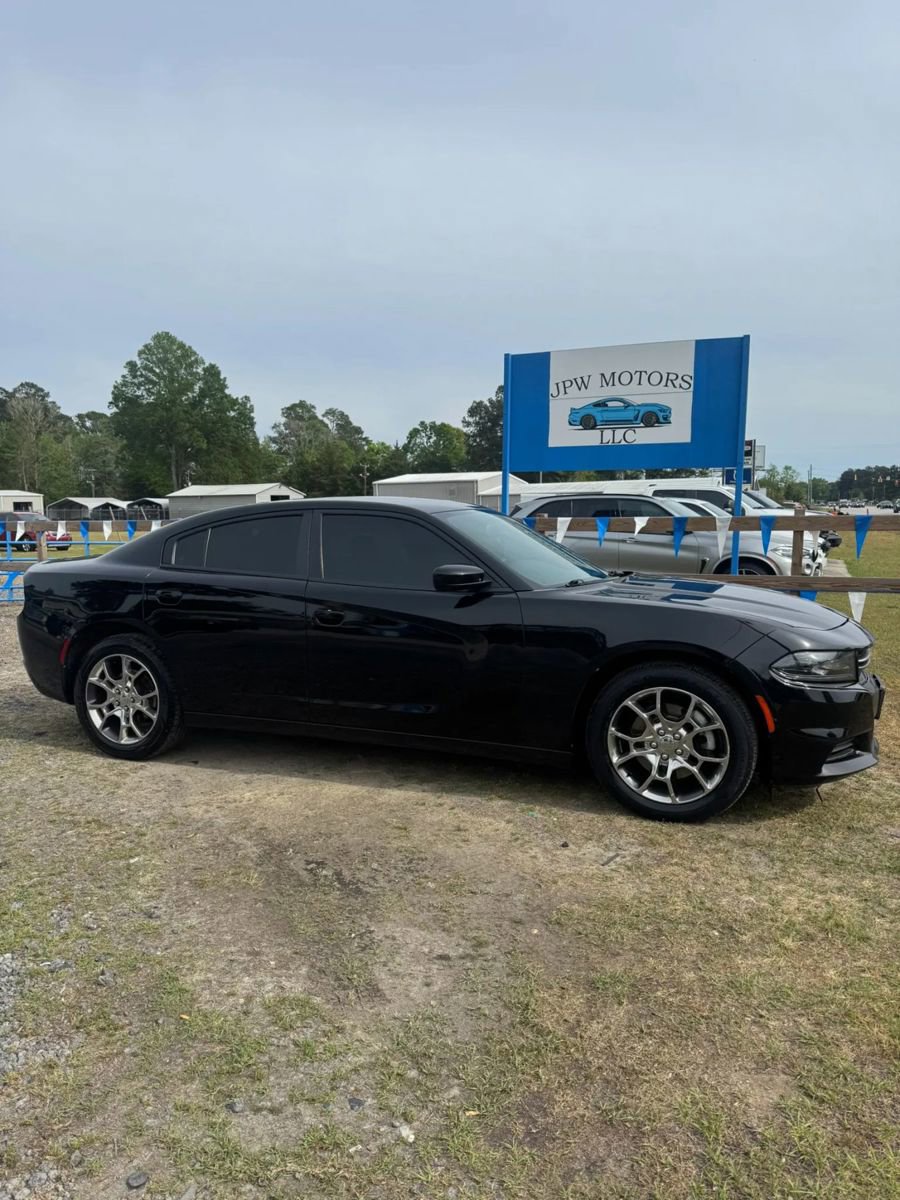 Used 2015 Dodge Charger SE w/ Popular Equipment Group image 1