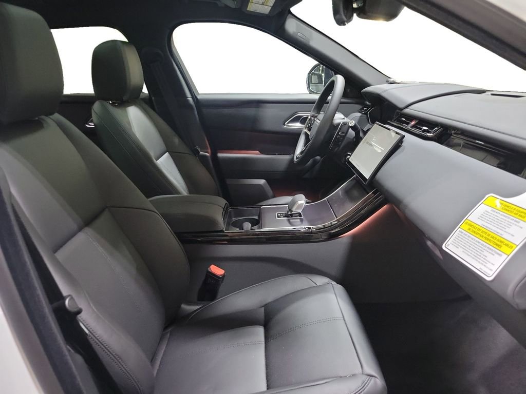 New 2026 Land Rover Range Rover Velar Dynamic SE image 29