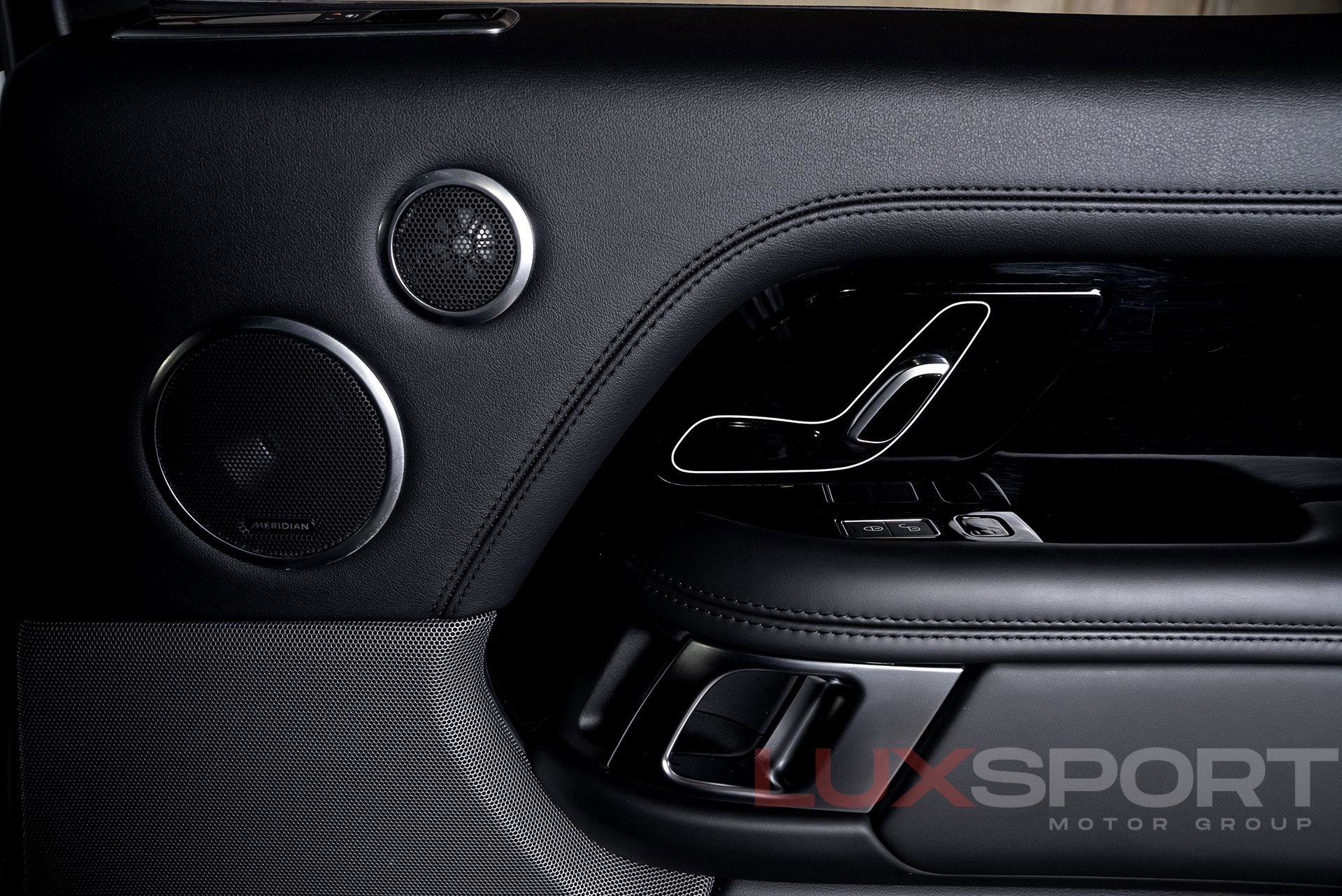 Used 2019 Land Rover Range Rover HSE image 63