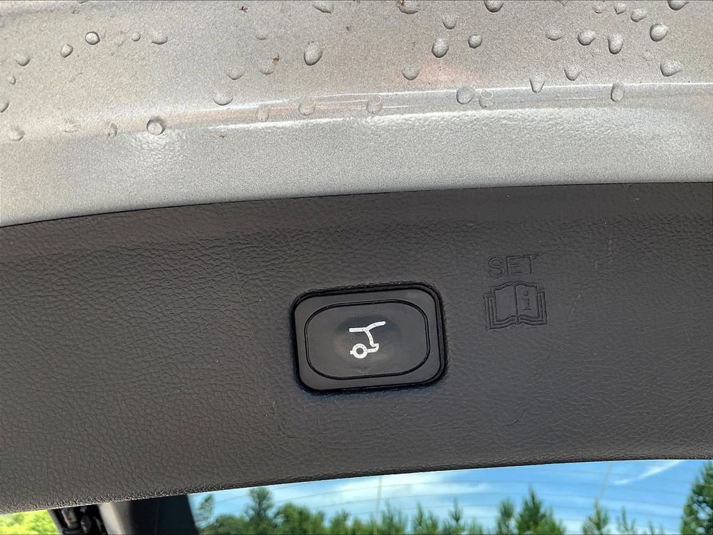 Used 2024 Ford Edge Titanium AWD/4WD image 37