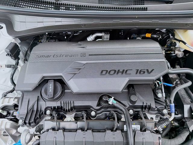 New 2026 Hyundai Elantra Limited image 32