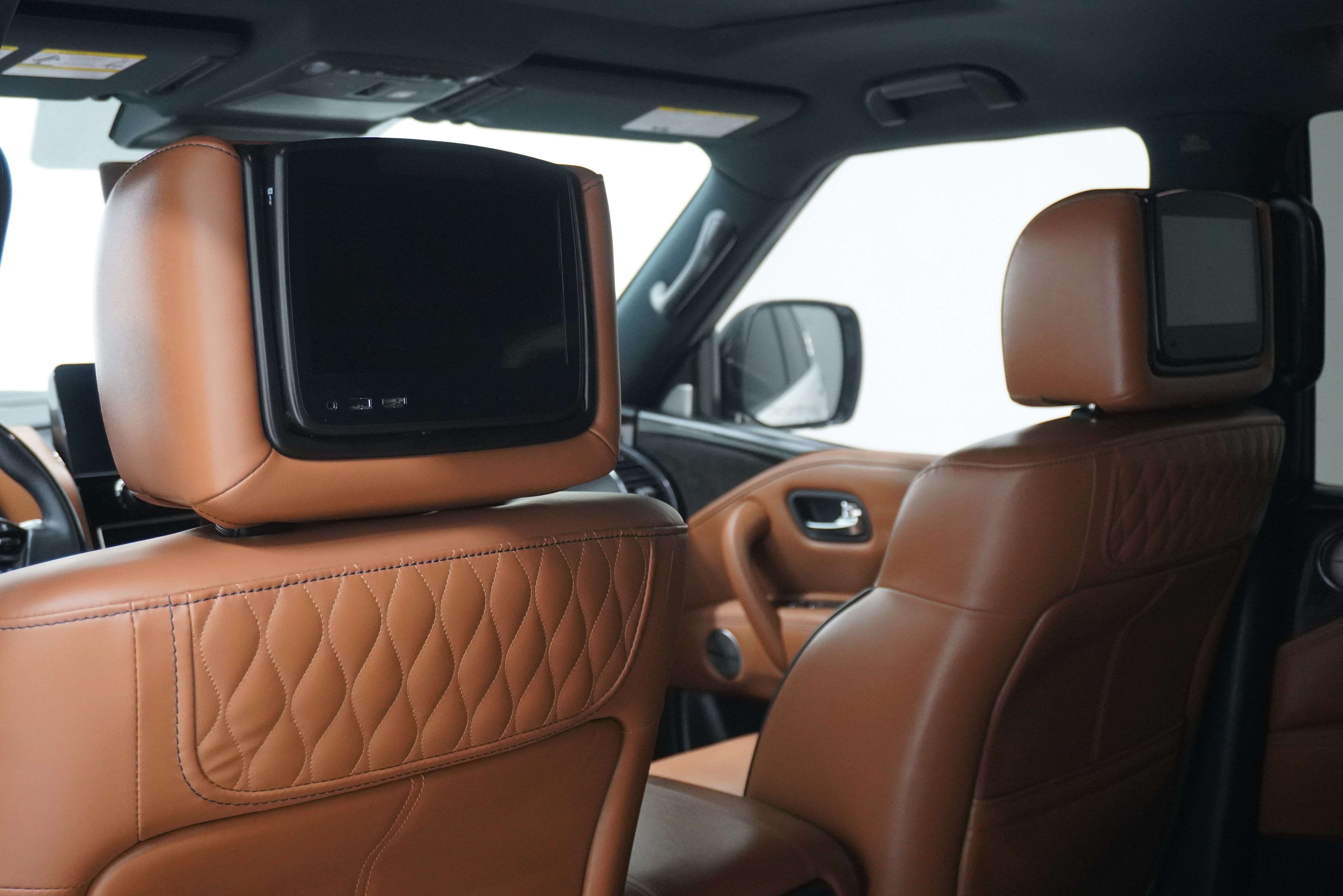 Used 2023 INFINITI QX80 Sensory w/ Cargo Package AWD/4WD image 13