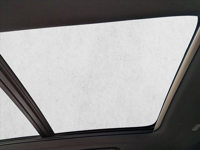 New 2026 Volvo XC90 T8 Plus w/ Protection Package Premier image 18