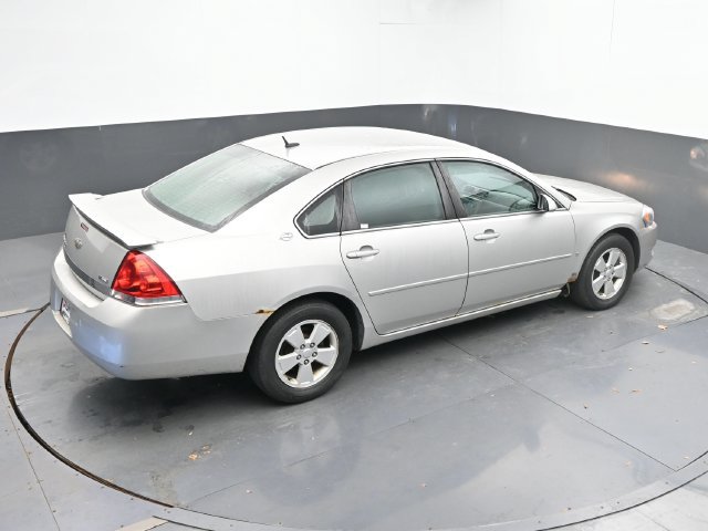 Used 2008 Chevrolet Impala LT w/ Luxury Edition Package FWD image 32