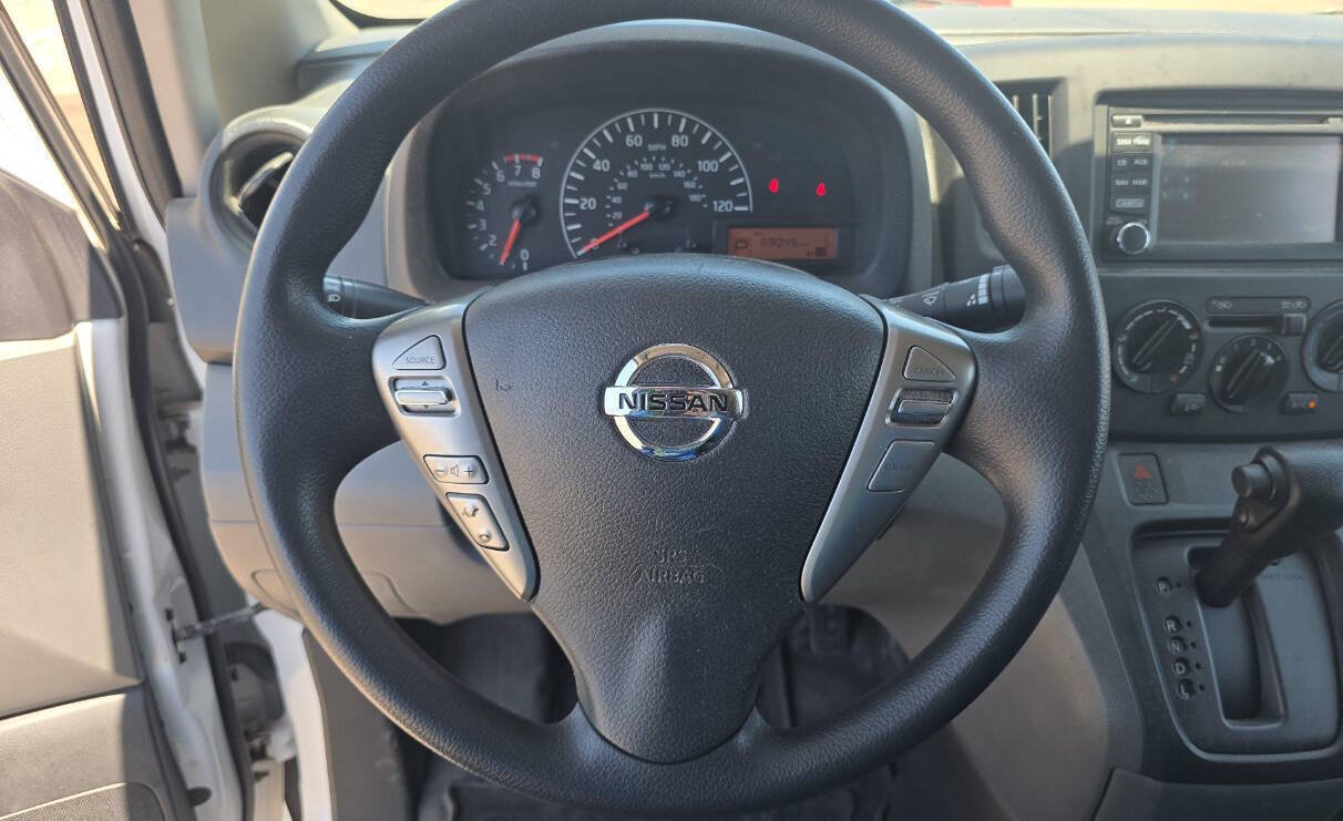 Used 2019 Nissan NV200 SV w/ Navigation Package FWD image 14