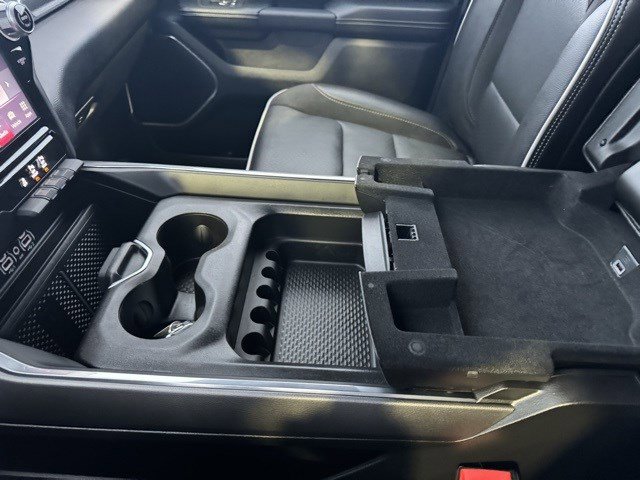 Used 2025 RAM 1500 Laramie w/ Sport Appearance Package image 22