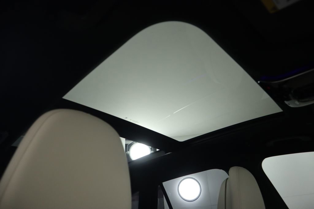 Certified 2025 Mercedes-Benz GLC 300 image 19