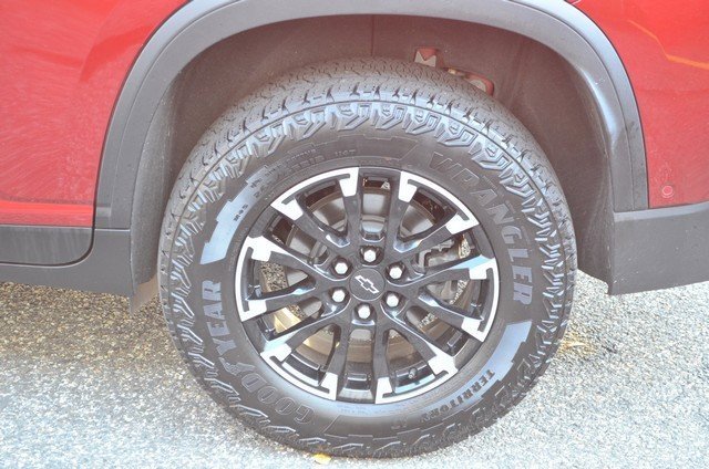 Used 2024 Chevrolet Traverse Z71 w/ Enhanced Driving Package image 12