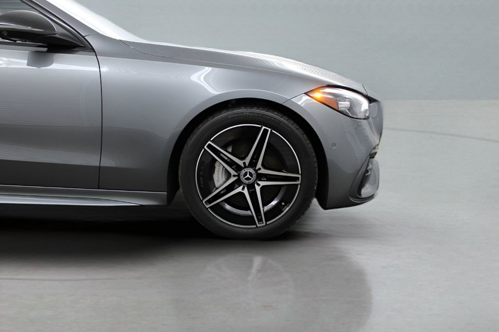 Used 2024 Mercedes-Benz C 300 Sedan image 37