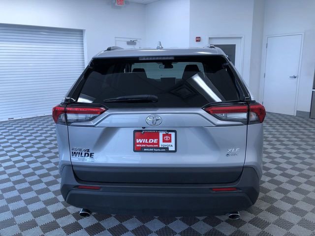Used 2025 Toyota RAV4 XLE AWD/4WD image 14