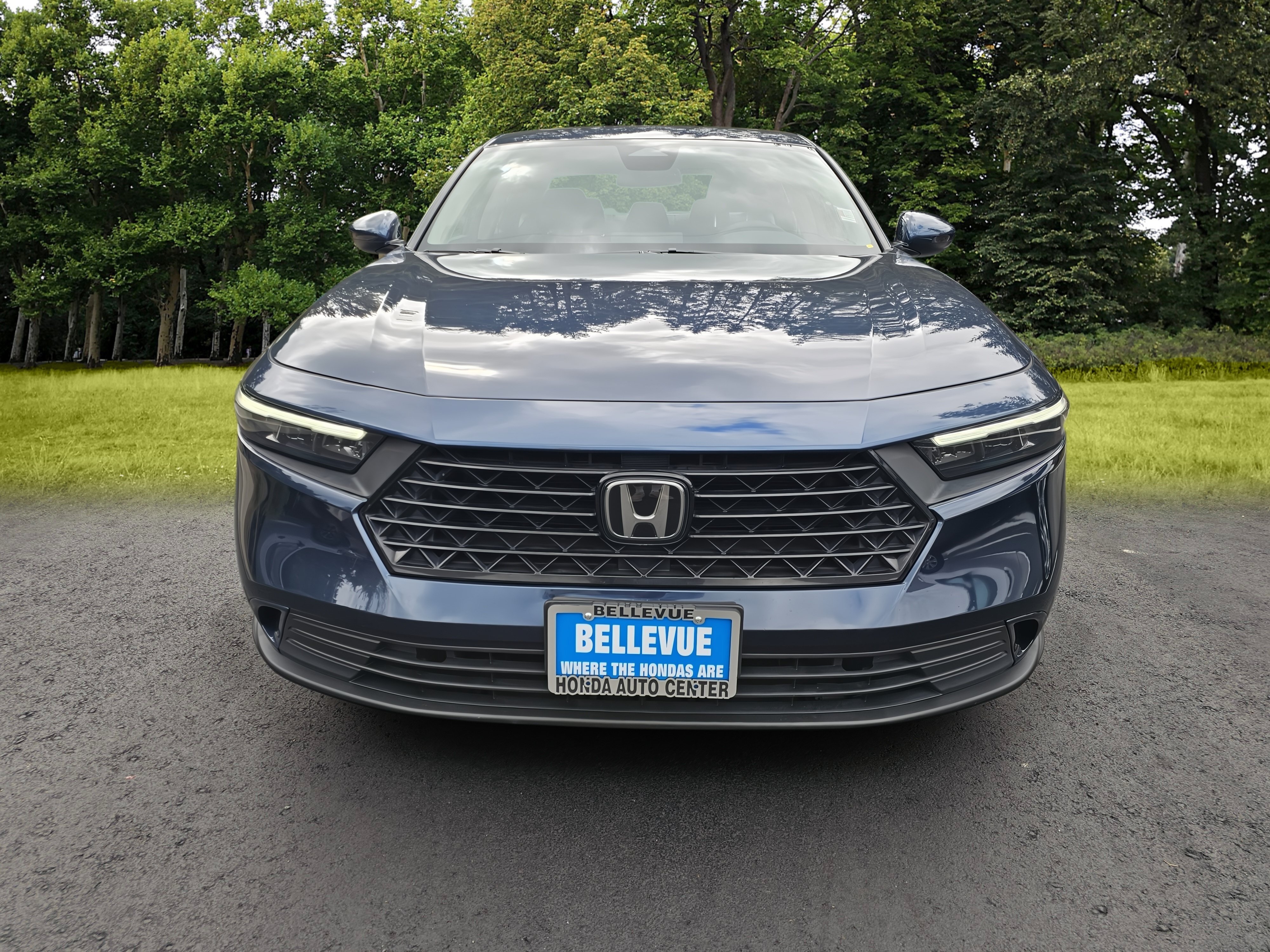 Used 2023 Honda Accord EX image 2